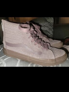 Vans Women's High-Top Sneakers - Mauve Size 6.5 Worn Waalking Shoes